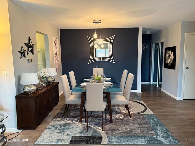 Foto del edificio - 5725 Holmes Ave