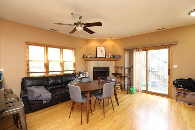 Foto del edificio - 724 N Willard Ct