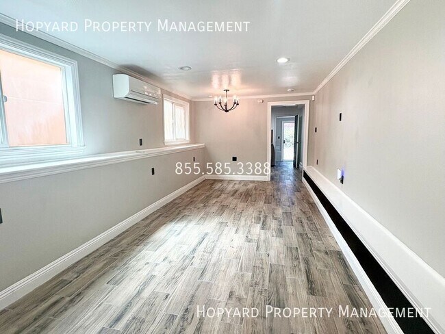 Foto del edificio - 1430 E 32nd St