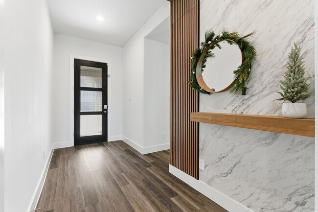 Foto del edificio - 13776 Rising Sun Ln