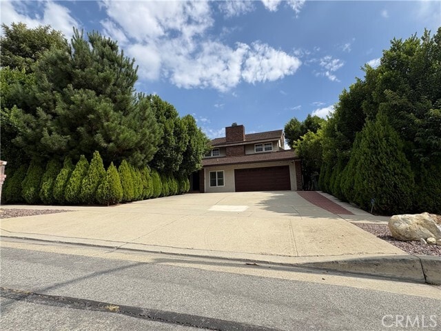 Building Photo - 1740 Orangewood Ave