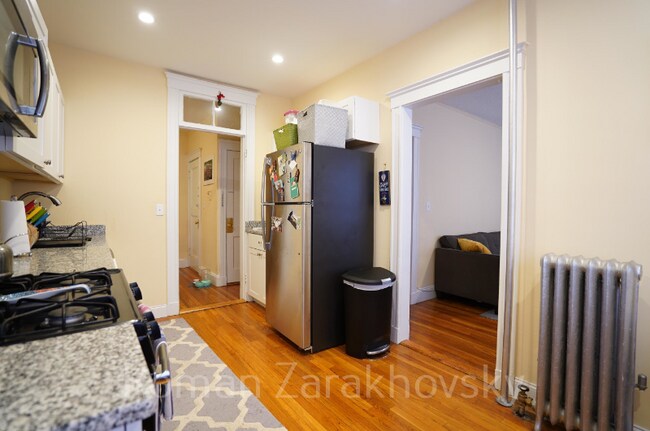 Photo - 19 Vinal St Apartment