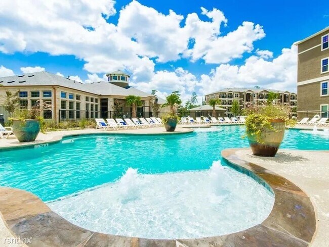 Foto del edificio - 2 br, 2 bath Condo - 30685 FM 2978 RD Flat...
