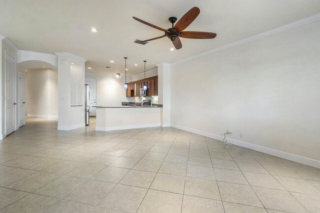 Building Photo - 8429 Cocoplum Sound Ln