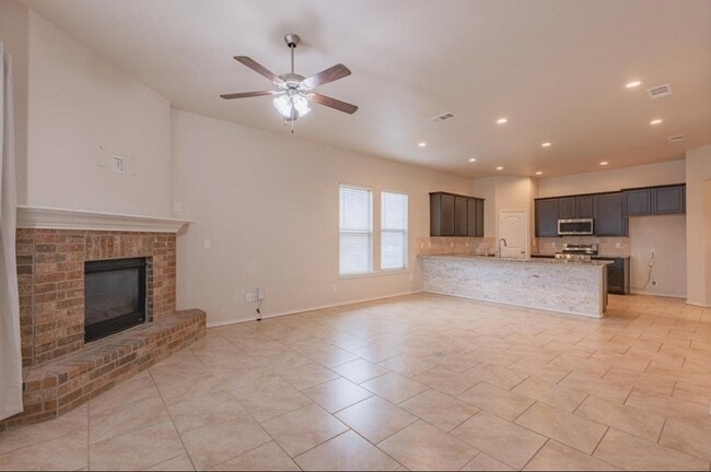 Building Photo - 6706 Yellow Rose Ct