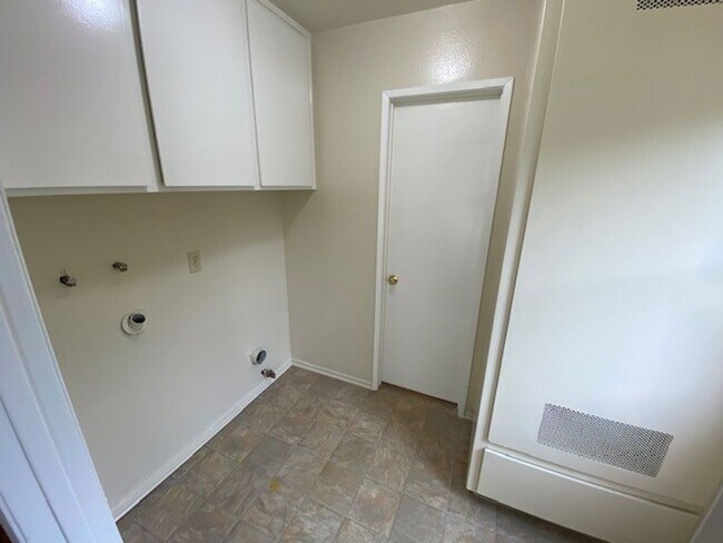 Foto del edificio - 3 Bedroom 2 Bath Home ,