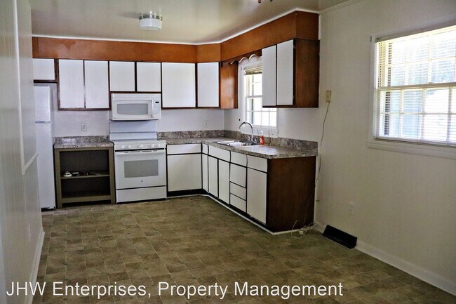 Foto del edificio - 3 br, 1 bath House - 3325 Stonehaven Drive