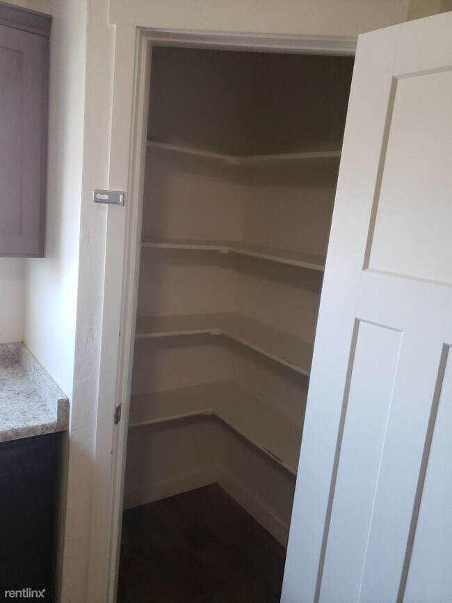 Foto del edificio - 3 br, 2.5 bath Townhome - 67 East 700 Nort...