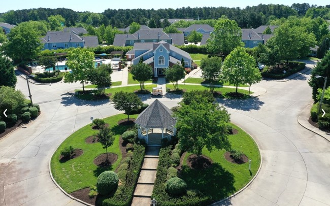 Bienvenido a casa a Research Triangle Park - Haven at Research Triangle Park