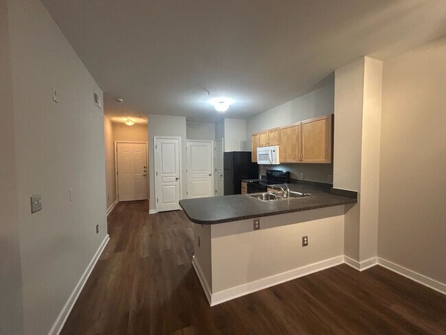 Despensa, Lavandería, Armario - 401 20th St S