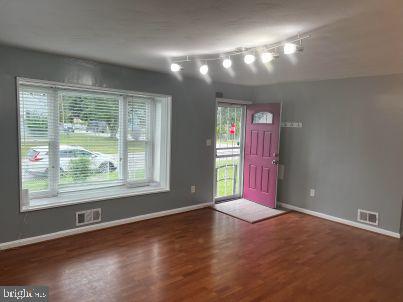 Foto del edificio - 2521 Newglen Ave