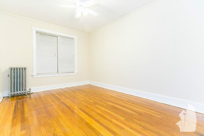 Foto del edificio - 1607 West Berteau-2
