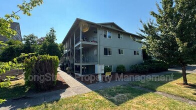 Building Photo - 329 SW 10th St