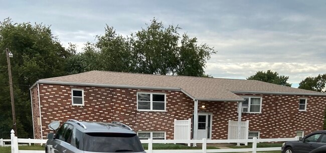 Building Photo - 16357 Irish Ridge Rd