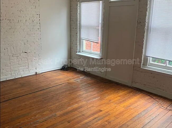 Photo - 308 W Broad St Apartment