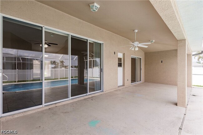 Building Photo - 2107 SW 30th Terrace