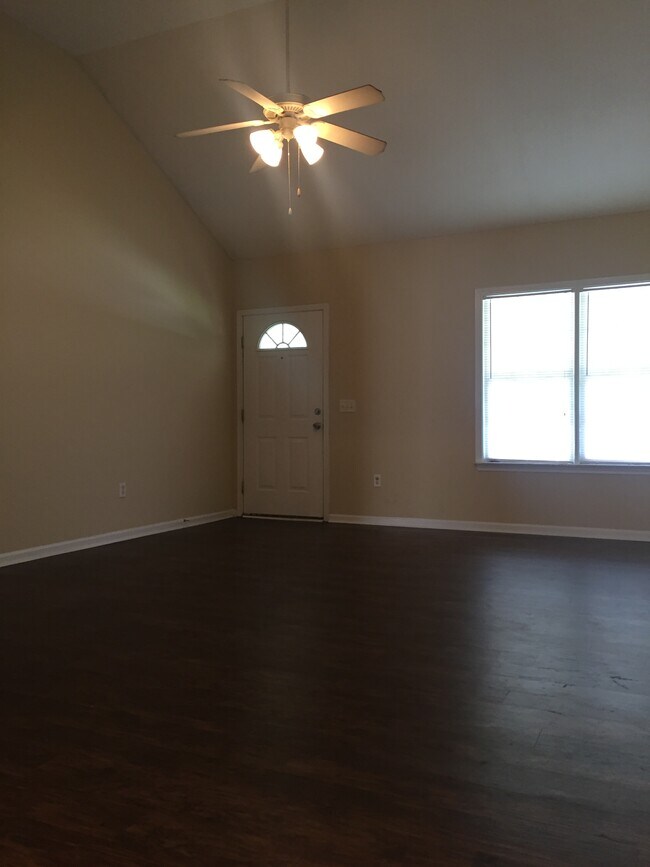 Foto del edificio - 5606 Landings Pkwy