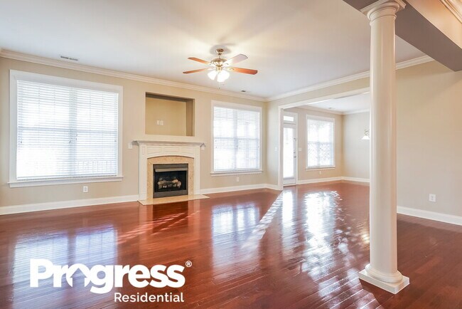 Building Photo - 500 Boswell Ln