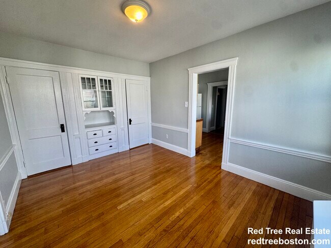 Building Photo - 55 Brookley Rd