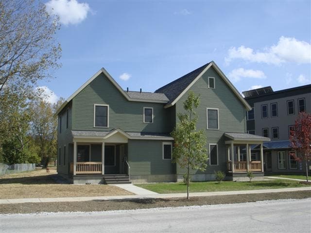 Primary Photo - Hickory Street Apartments