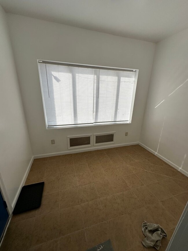 Photo - Welcome Home! Well-kept West Passyunk 3 Be...