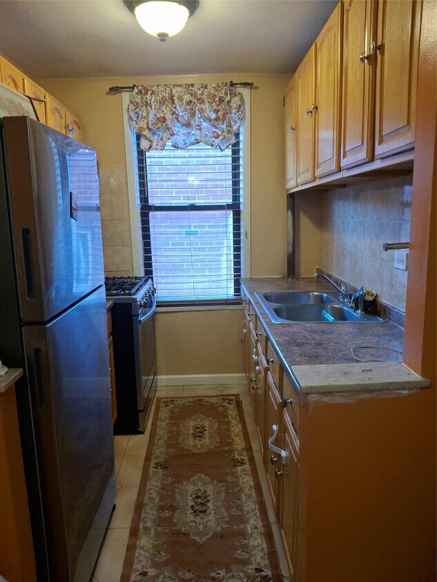 Foto del edificio - 3231 Barker Ave