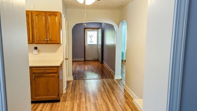 Foto del edificio - 3 Bedrooms, 1.5 Bathrooms - Guilderland Schools