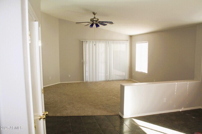 Foto del edificio - 14129 N 133rd Dr