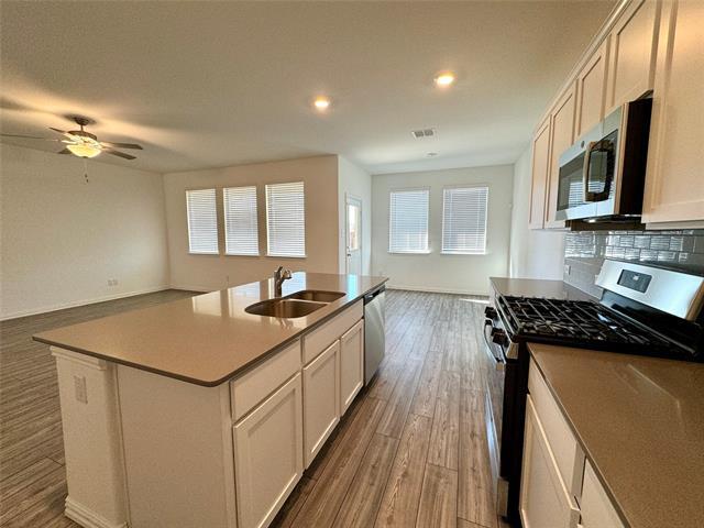 Foto del edificio - 7905 Marsh Ln