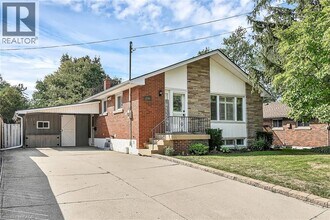 Building Photo - 174 Kings Forest Dr