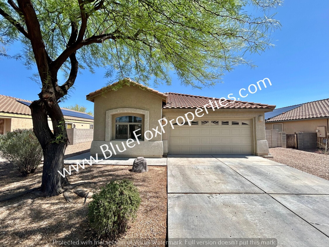 Primary Photo - 6626 E Bambino Rd