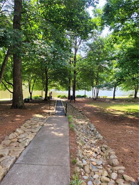 Building Photo - 252 Quail Run