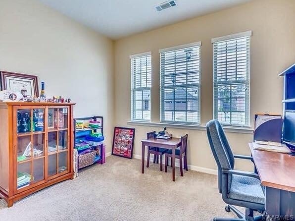 Building Photo - New Park - 5BR/3BA w/ 2900+sq ft