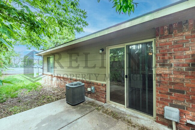 Foto del edificio - 4258 Newell St