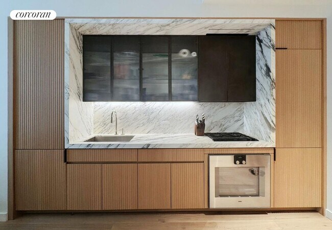 Foto del edificio - 135 E 47th St