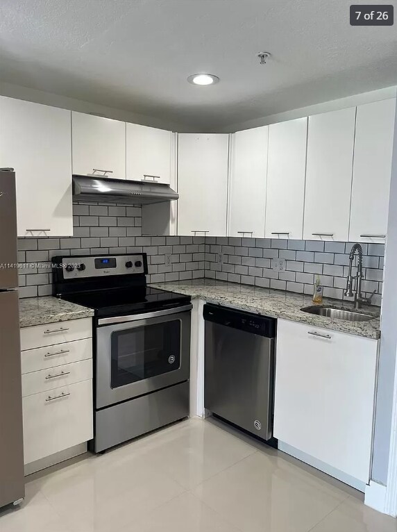 Primary Photo - 3410 Coral Way