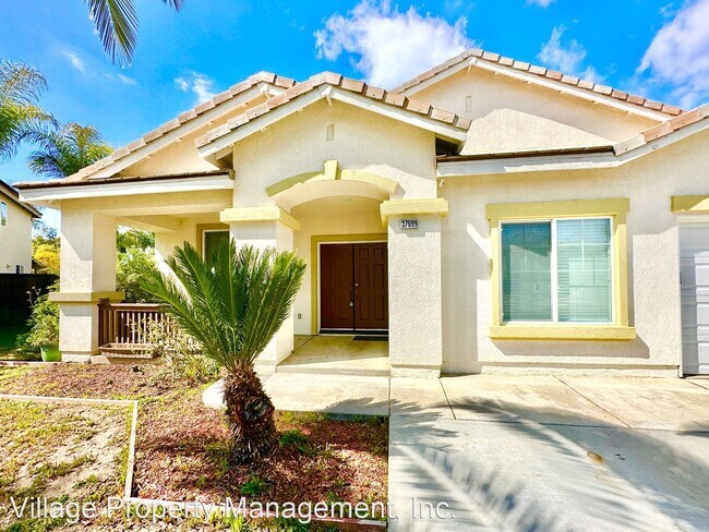 Building Photo - 4 br, 2 bath House - 37699 Sedona Circle