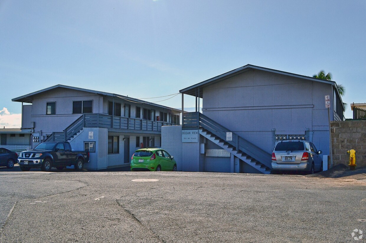Building Photo - 514 Imi Pl