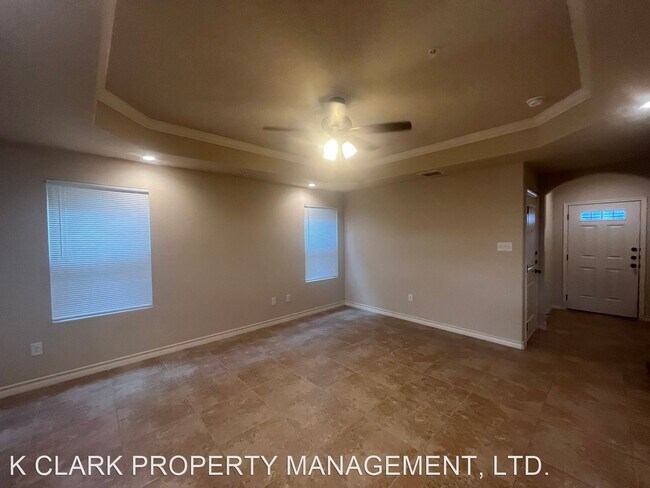 Foto del edificio - 3 br, 2.5 bath House - 6415 LUGLIO LANE  #104