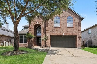 Building Photo - 19534 Country Canyon Dr