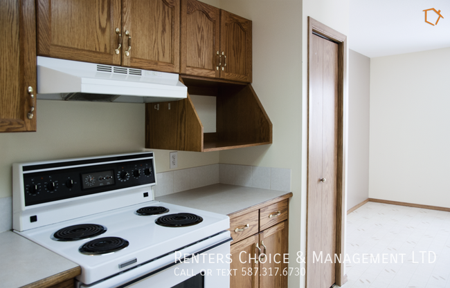 Building Photo - Pet Friendly w/ Private Yard + Quick Acces...