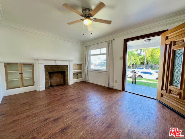 Building Photo - 4115 Halldale Ave