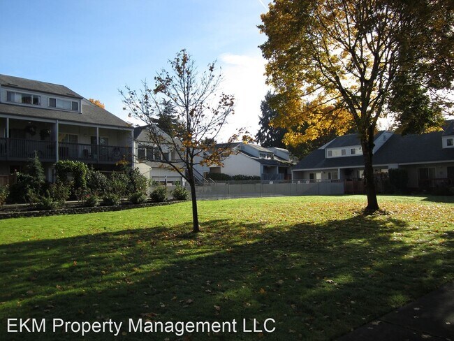 Building Photo - 2 br, 2 bath House - 307 NE 85th St Unit 307K