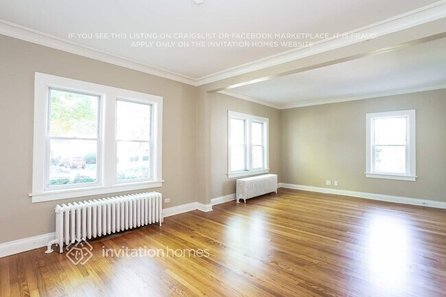 Foto del edificio - 223 N Biermann Ave