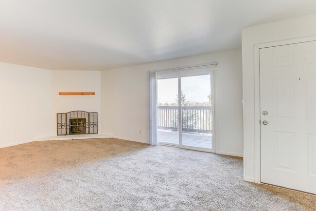 2 habitaciones, 2 baños, 940 pies cuadrados, sala de estar - Union Square Apartments