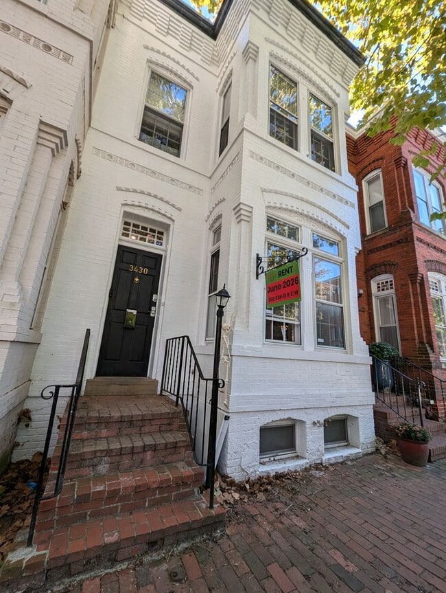 Foto del edificio - 3430 P St NW