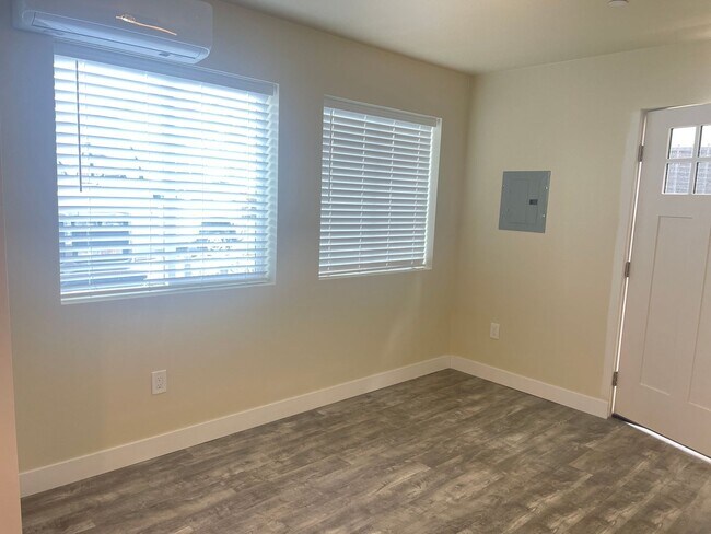 Foto del edificio - 1417 Shoshone St