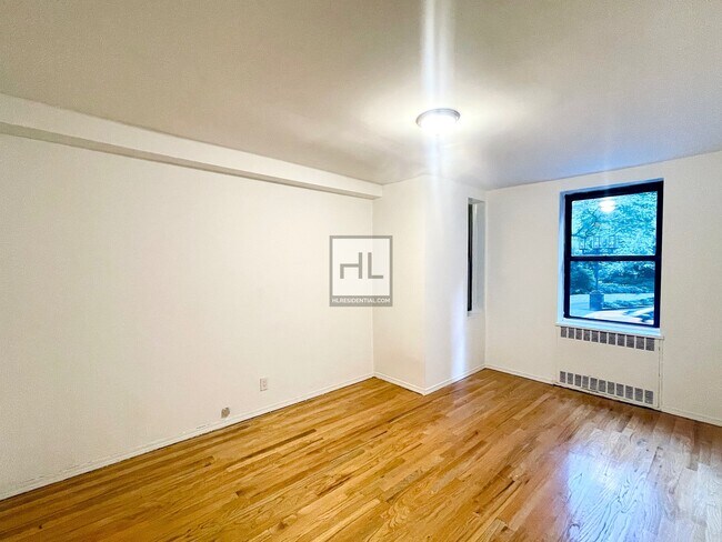Foto del edificio - XL 1 Bed | East 56th Street, Sutton Place