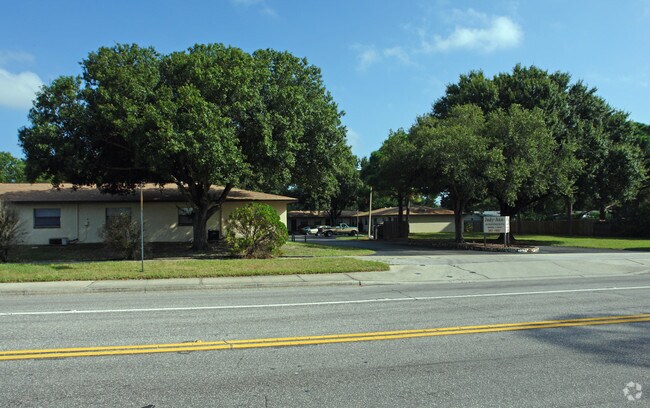 Foto del edificio - Kimberly Anne Apartments