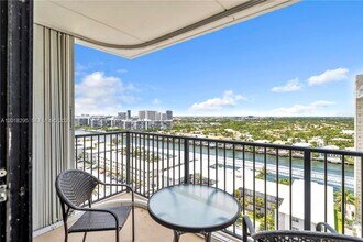 Building Photo - 2101 S Ocean Dr